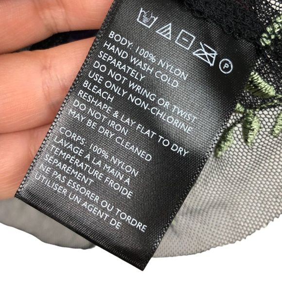 Urban Outfitters | Embroidered Sheer Mesh Shirt Boho - Picture 7 of 8